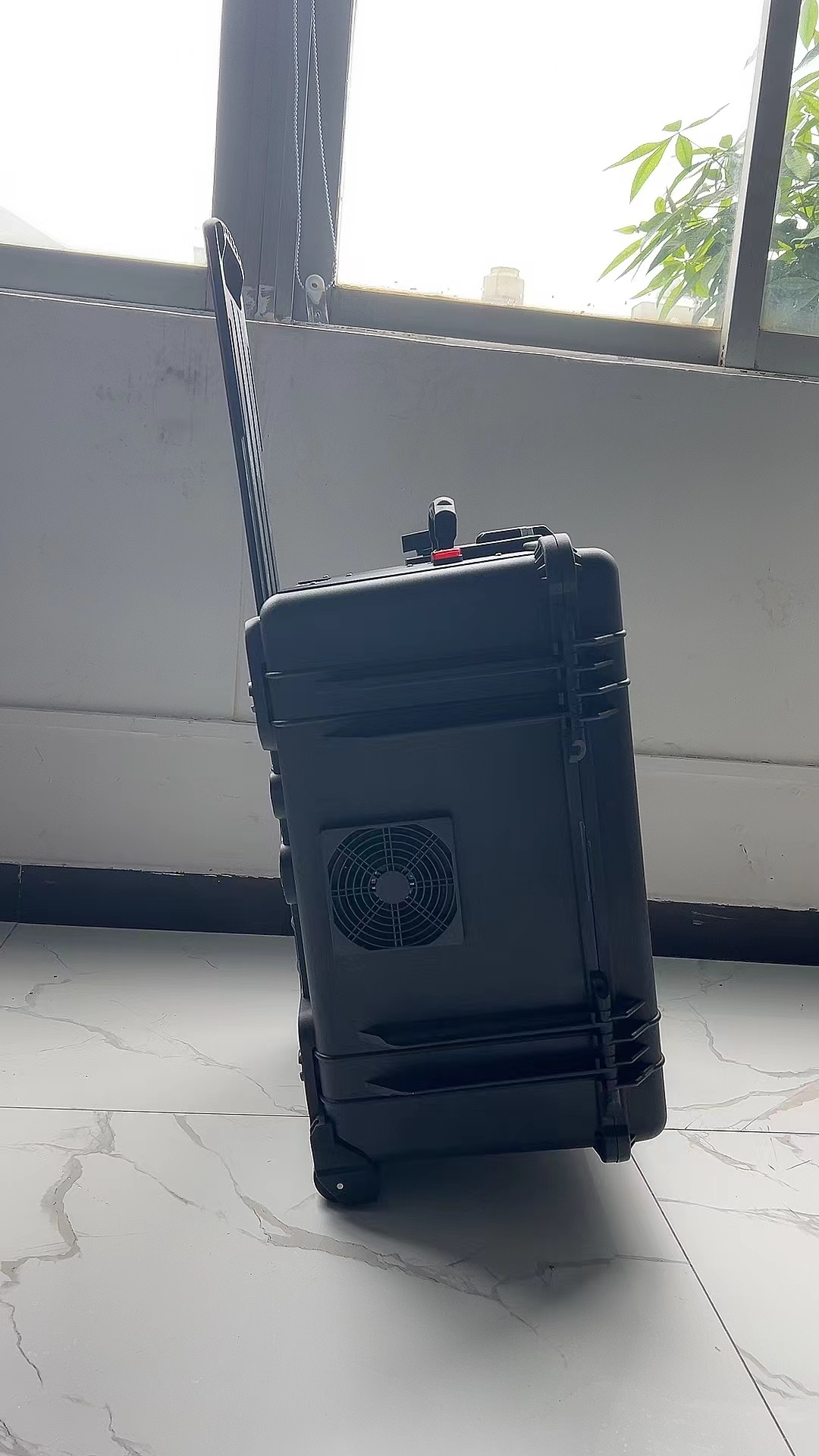 祁门手拉箱型移动通信干扰器